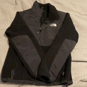 North Face Denali Jacket – Black – Size Small